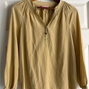 Lilly Pulitzer gold/dark beige Blouse 100% silk V-neck Gathered Elastic Sleeve